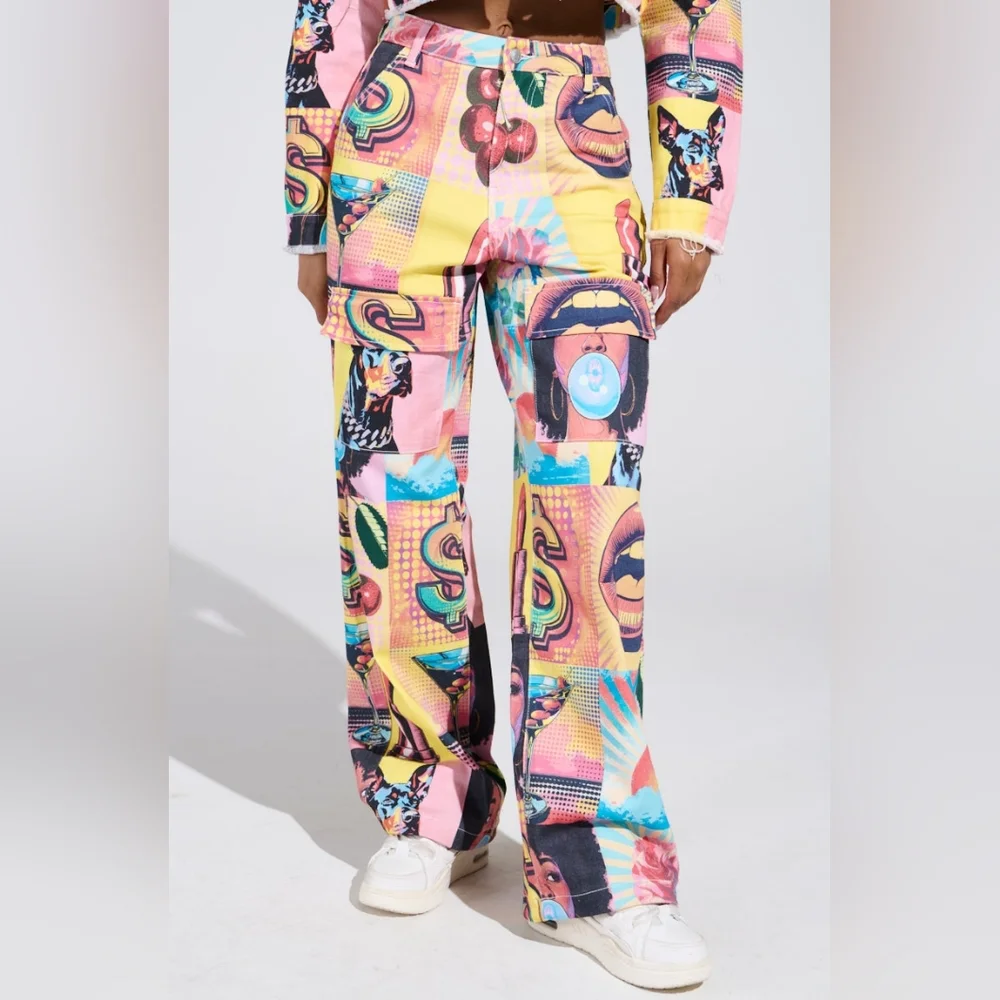 AKIRA Electric Printed Denim Cargo Pants - Picture 13 of 16